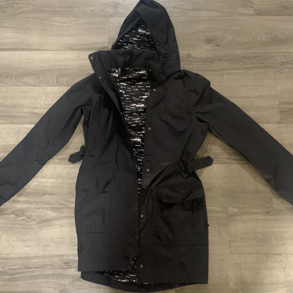 The North Face Black Jacket Size S
